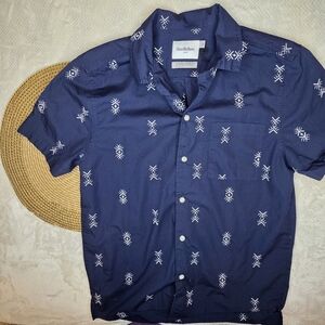 *4 For $25* Goodfellow & Co Men's Dark Blue Short Sleeve Shirt w White Patterns